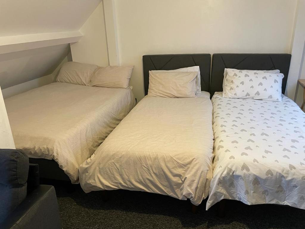 One Room To Stay With Fantastic Host Лондон Екстер'єр фото
